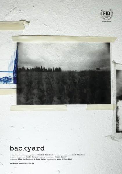 Poster von "backyard"